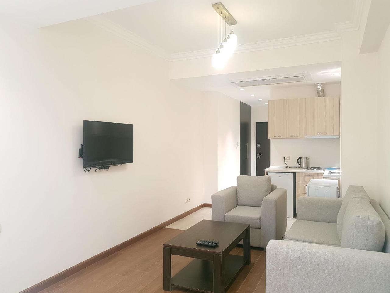 M&N Apartments Yerevan Bagian luar foto